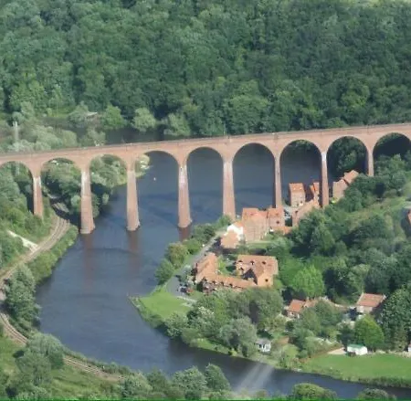 Riverside With Free Parking, Overlooking The River Esk Feriehus