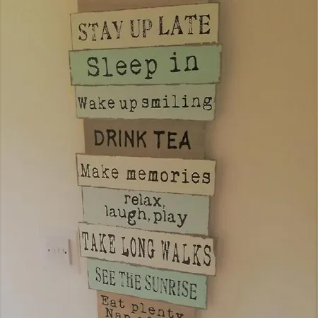 Casa de Férias Riverside With Free Parking, Overlooking The River Esk *