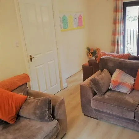 Riverside With Free Parking, Overlooking The River Esk Casa de Férias