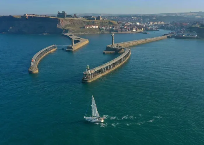 Сasa de vacaciones Riverside With Free Parking, Overlooking The River Esk *