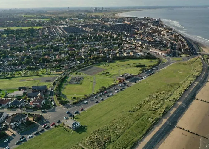 Сasa de vacaciones Riverside With Free Parking, Overlooking The River Esk *