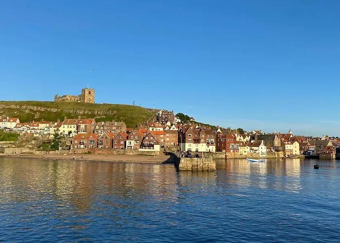 Сasa de vacaciones Riverside With Free Parking, Overlooking The River Esk *